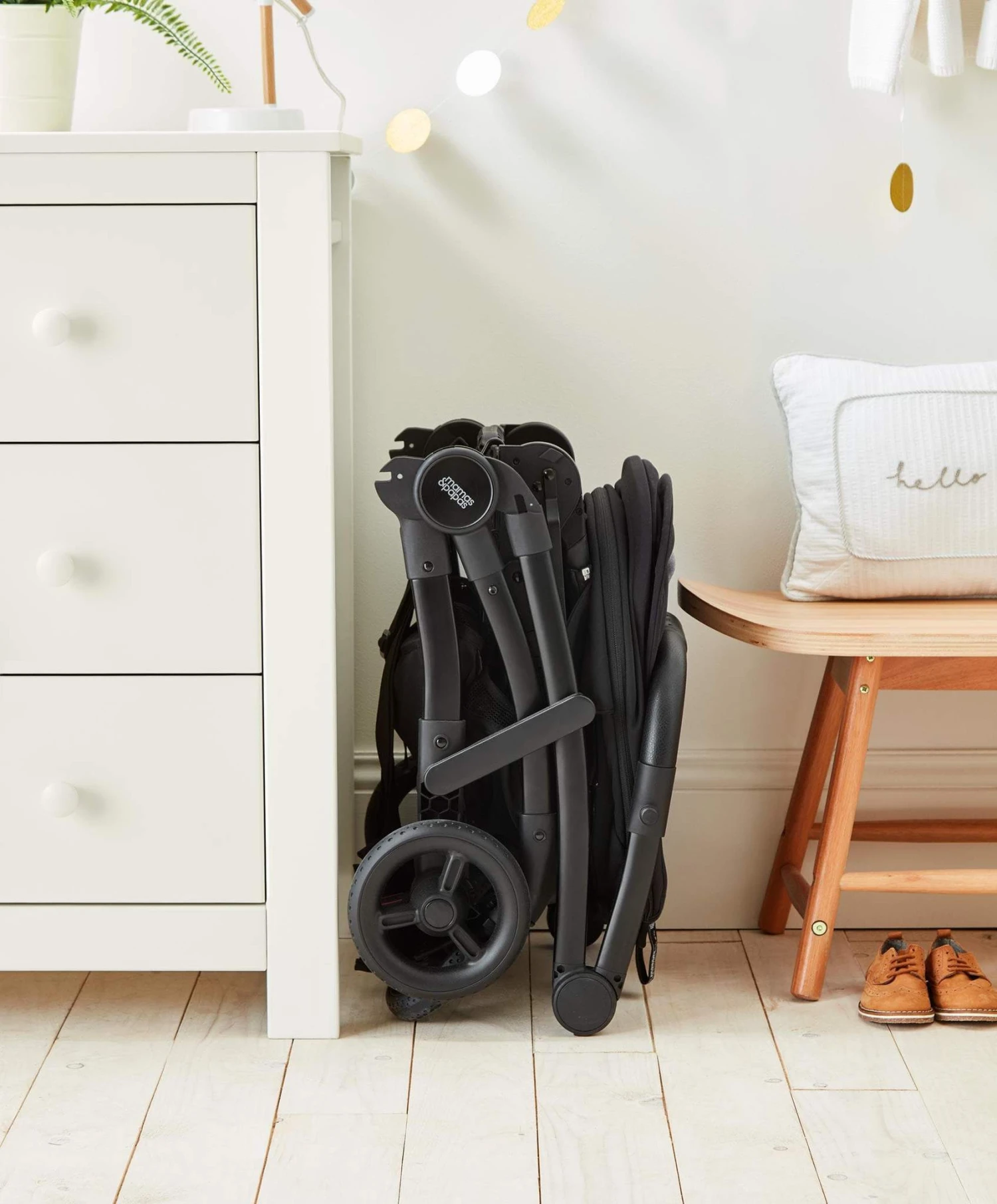 Mamas And Papas Airo Pushchair - Black 10 Mamas And Papas Airo Pushchair - Black - Image 8