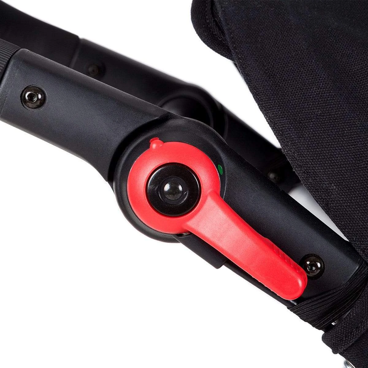 Mountain Buggy Swift - Silver 7 Mountain Buggy Swift - Silver - Image 5