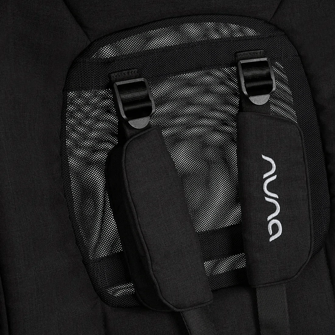 Nuna TRIV Next Generation Pipa Bundle - Caviar 12 Nuna TRIV Next Generation Pipa Bundle - Caviar - Image 10