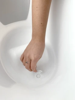 Shnuggle® Shnuggle Baby Bath With Plug - White / Grey -Baby Products Store shnuggle bathtime shnuggle baby bath with plug white grey 5060492570554 28513175961736